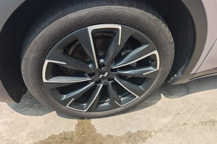 Used ONVO L60 2024 60 kWh Rear-Drive Version Exterior 4