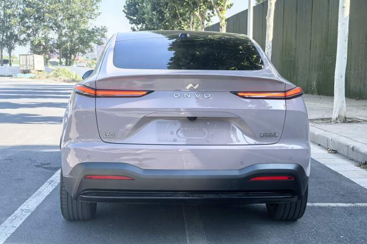 Used ONVO L60 2024 60 kWh Rear-Drive Version Exterior 5