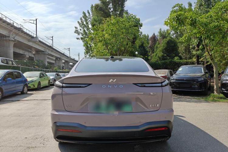 Used ONVO L60 2024 85 kWh Rear-Drive Version Exterior 6