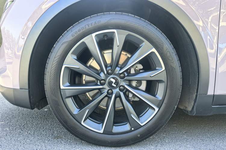 Used ONVO L60 2024 60 kWh Rear-Drive Version Exterior 8