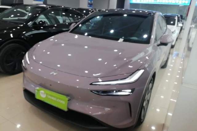 Used ONVO L60 2024 60 kWh Rear-Drive Version