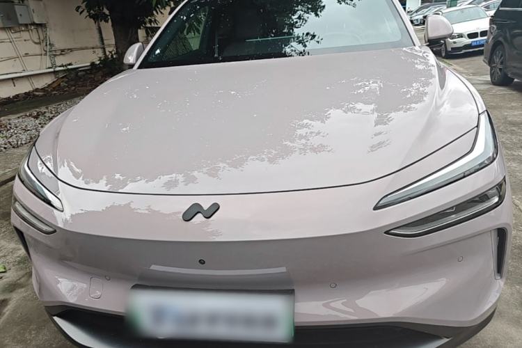 Used ONVO L60 2024 60 kWh Rear-Drive Version Front