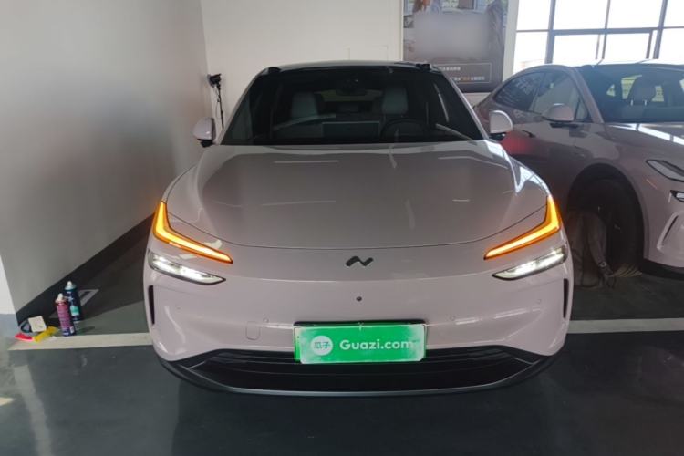Used ONVO L60 2024 60 kWh Rear-Drive Version Front