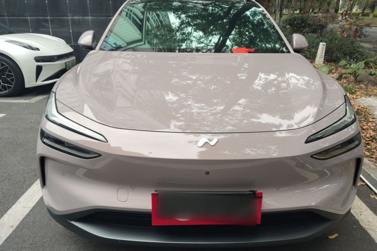 Used ONVO L60 2024 60 kWh Rear-Drive Version Front