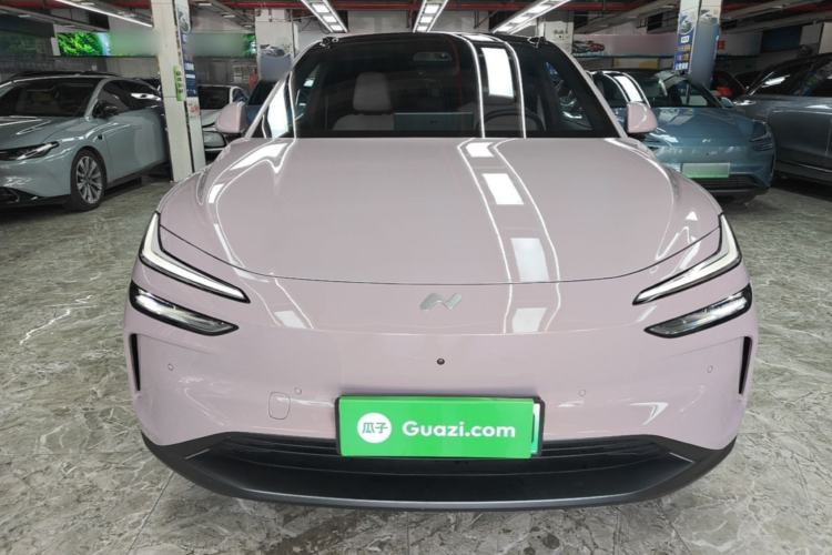 Used ONVO L60 2024 60 kWh Rear-Drive Version Front