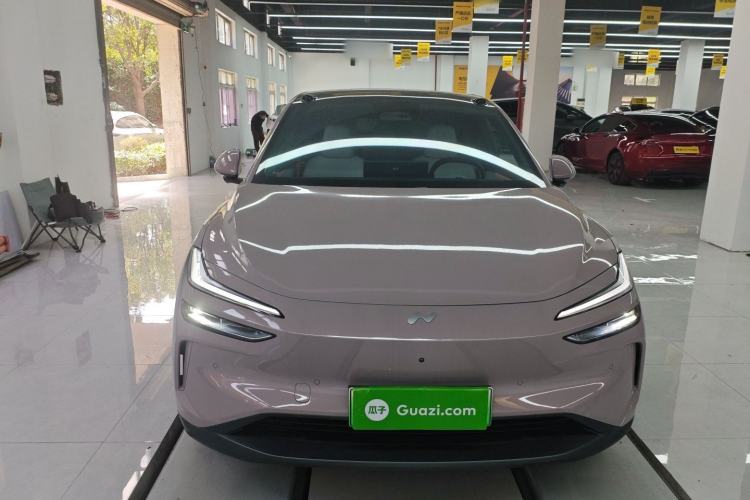 Used ONVO L60 2024 60 kWh Rear-Drive Version Front