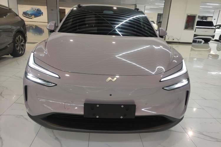 Used ONVO L60 2024 60 kWh Rear-Drive Version Front