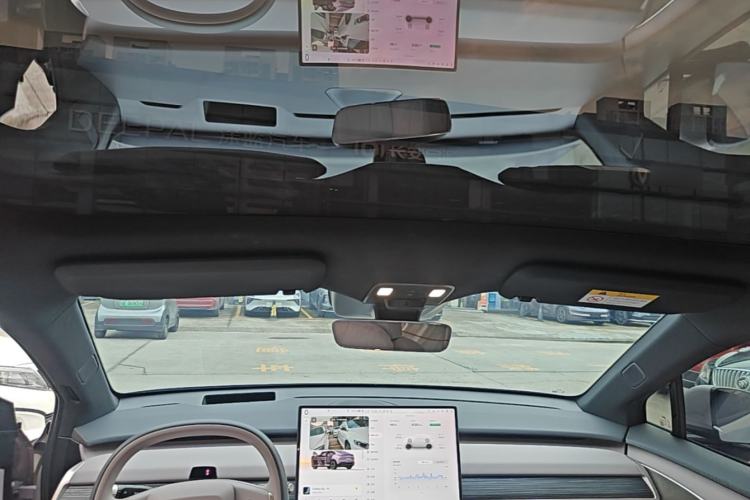 Used ONVO L60 2024 60 kWh Rear-Drive Version Headliner