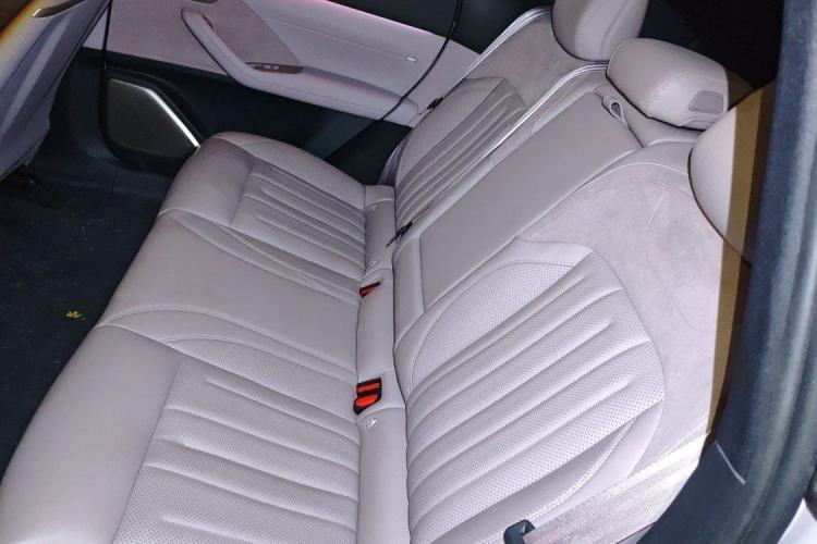 Used ONVO L60 2024 60 kWh Rear-Drive Version Interior 1
