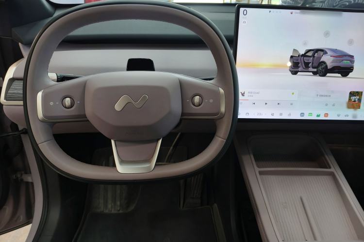 Used ONVO L60 2024 60 kWh Rear-Drive Version Interior 11