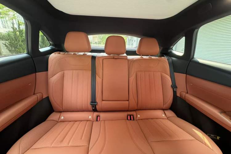 Used ONVO L60 2024 60 kWh Rear-Drive Version Interior 2