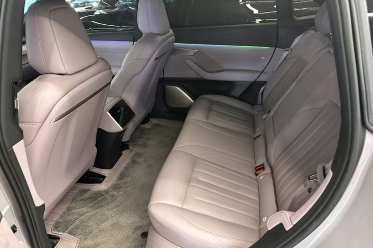 Used ONVO L60 2024 60 kWh Rear-Drive Version Interior 3