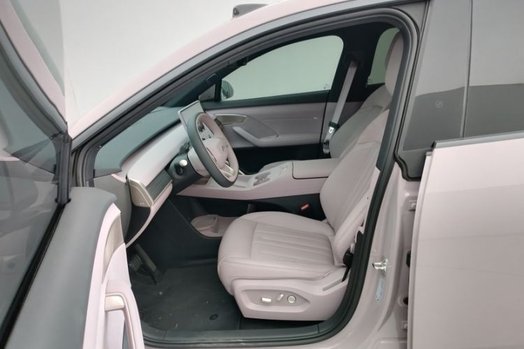 Used ONVO L60 2024 60 kWh Rear-Drive Version Left Front Seat