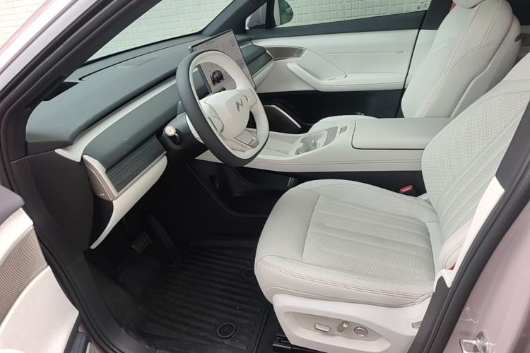 Used ONVO L60 2024 85 kWh Rear-Drive Version Left Front Seat