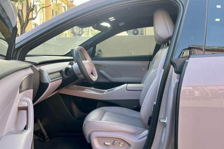 Used ONVO L60 2024 60 kWh Rear-Drive Version Left Front Seat