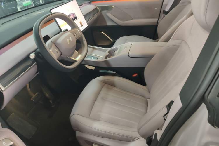 Used ONVO L60 2024 60 kWh Rear-Drive Version Left Front Seat