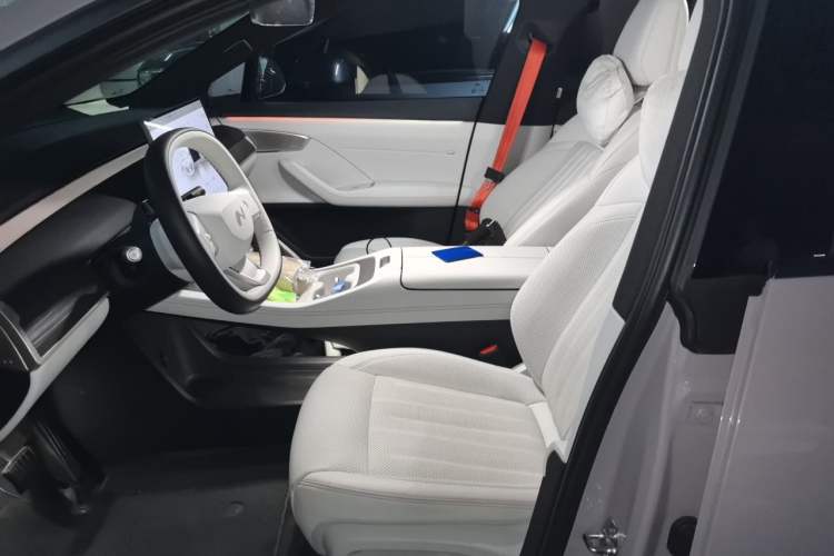 Used ONVO L60 2024 60 kWh Rear-Drive Version Left Front Seat
