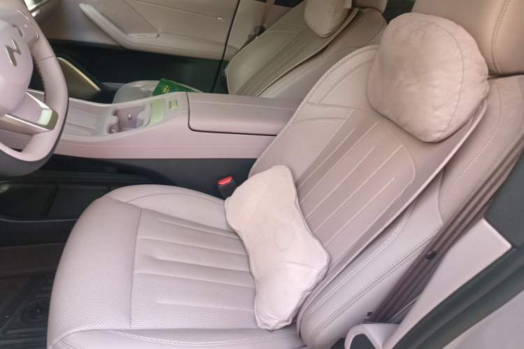Used ONVO L60 2024 60 kWh Rear-Drive Version Left Front Seat