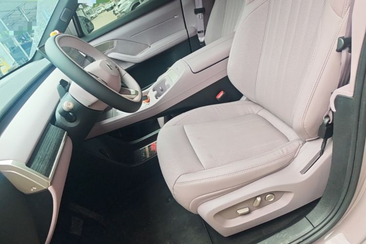 Used ONVO L60 2024 60 kWh Rear-Drive Version Left Front Seat
