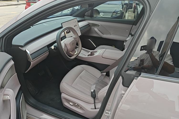Used ONVO L60 2024 60 kWh Rear-Drive Version Left Front Seat