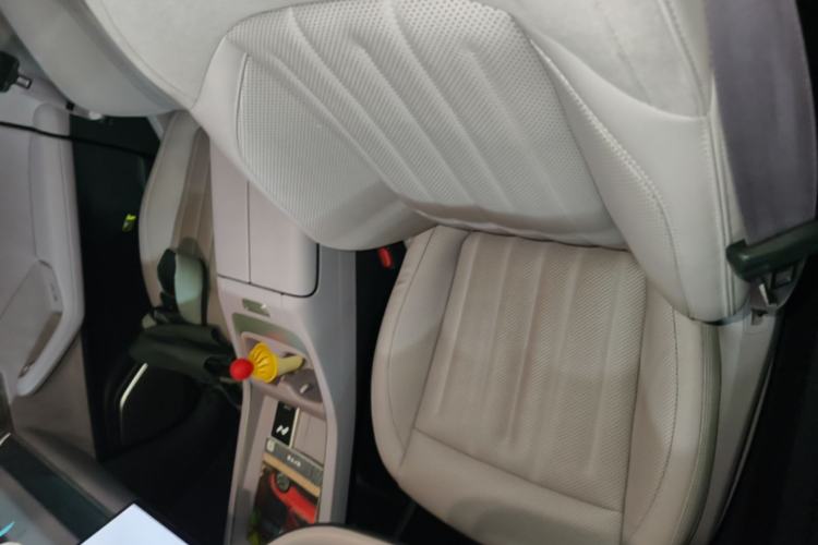 Used ONVO L60 2024 60 kWh Rear-Drive Version Left Front Seat