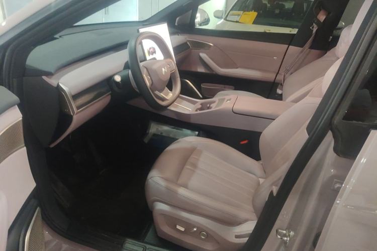 Used ONVO L60 2024 60 kWh Rear-Drive Version Left Front Seat