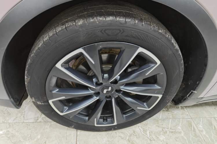 Used ONVO L60 2024 60 kWh Rear-Drive Version Left Front Wheel Hub