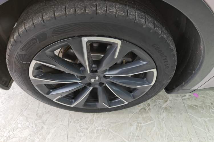 Used ONVO L60 2024 60 kWh Rear-Drive Version Left Front Wheel Hub
