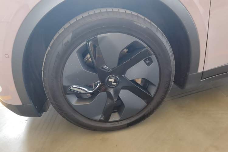 Used ONVO L60 2024 60 kWh Rear-Drive Version Left Front Wheel Hub