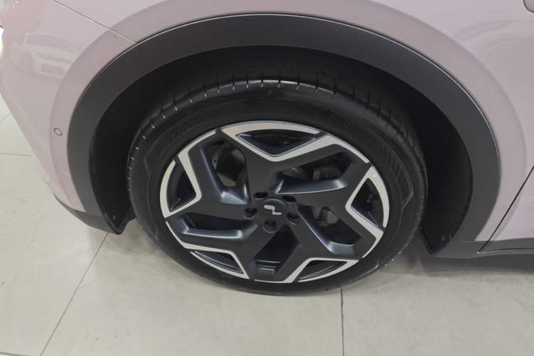 Used ONVO L60 2024 60 kWh Rear-Drive Version Left Front Wheel Hub
