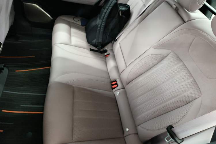 Used ONVO L60 2024 60 kWh Rear-Drive Version Left Rear Seat