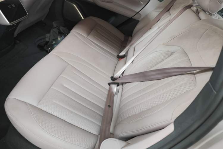 Used ONVO L60 2024 60 kWh Rear-Drive Version Left Rear Seat