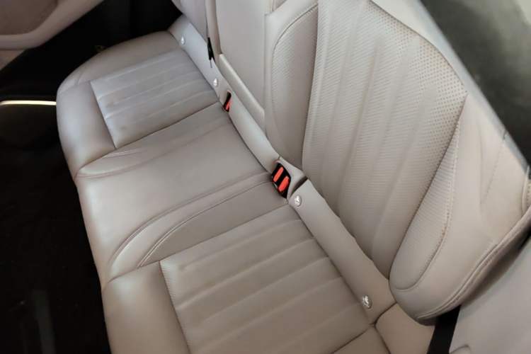 Used ONVO L60 2024 60 kWh Rear-Drive Version Left Rear Seat