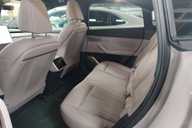Used ONVO L60 2024 60 kWh All-Wheel Drive Left Rear Seat