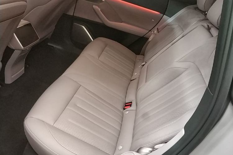 Used ONVO L60 2024 60 kWh Rear-Drive Version Left Rear Seat