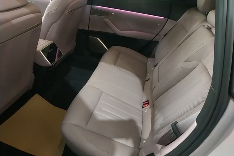 Used ONVO L60 2024 60 kWh Rear-Drive Version Left Rear Seat