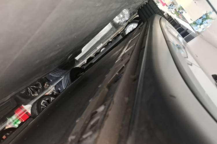 Used ONVO L60 2024 60 kWh Rear-Drive Version Left Side Sill