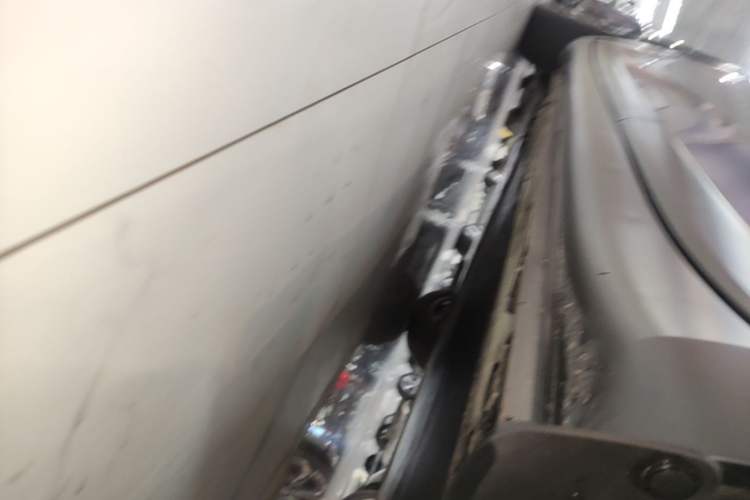 Used ONVO L60 2024 60 kWh Rear-Drive Version Left Side Sill