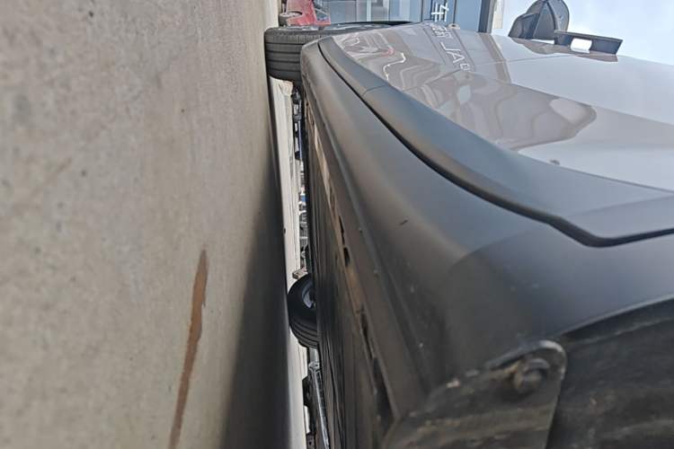 Used ONVO L60 2024 60 kWh Rear-Drive Version Left Side Sill