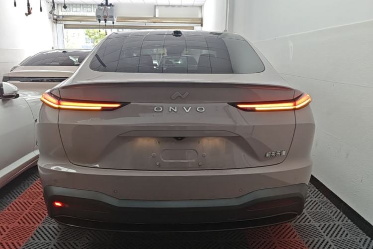 Used ONVO L60 2024 60 kWh Rear-Drive Version Rear