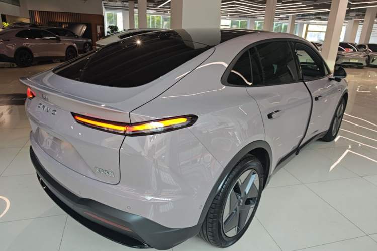 Used ONVO L60 2024 60 kWh Rear-Drive Version Rear Right 45 Deg