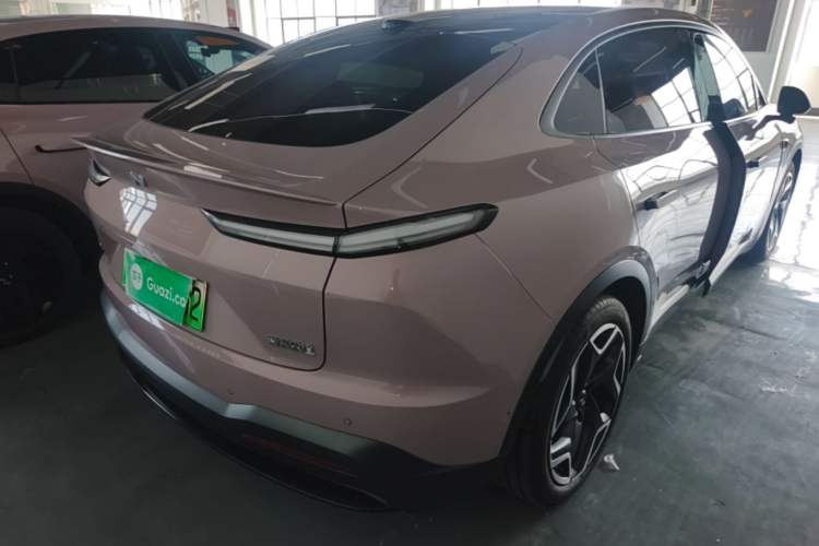 Used ONVO L60 2024 60 kWh Rear-Drive Version Rear Right 45 Deg