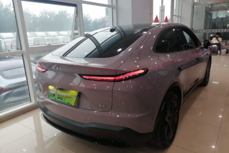 Used ONVO L60 2024 60 kWh Rear-Drive Version Rear Right 45 Deg