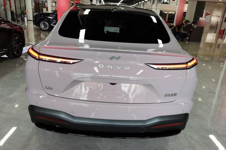 Used ONVO L60 2024 60 kWh Rear-Drive Version Rear
