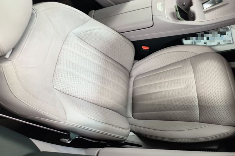 Used ONVO L60 2024 60 kWh Rear-Drive Version Right Front Seat
