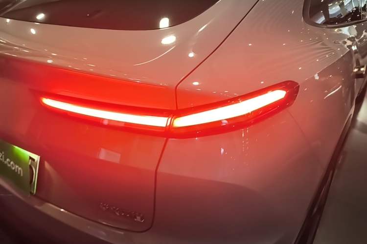 Used ONVO L60 2024 60 kWh Rear-Drive Version Right Rear Taillight