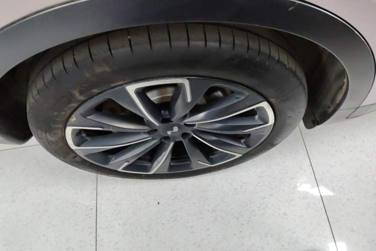 Used ONVO L60 2024 60 kWh Rear-Drive Version Right Rear Wheel Hub