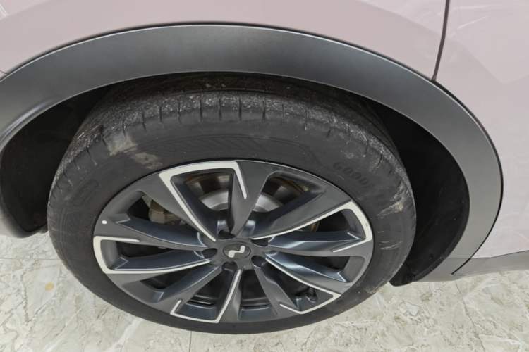 Used ONVO L60 2024 60 kWh Rear-Drive Version Right Rear Wheel Hub