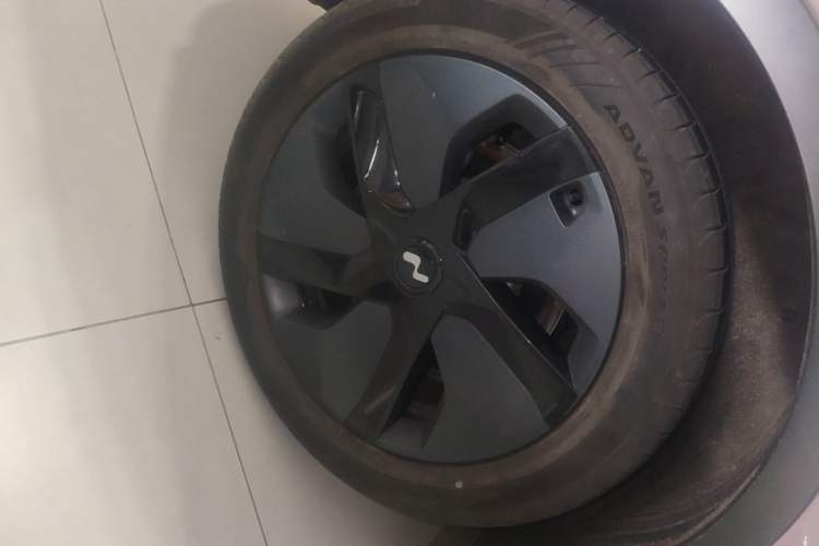 Used ONVO L60 2024 60 kWh Rear-Drive Version Right Rear Wheel Hub