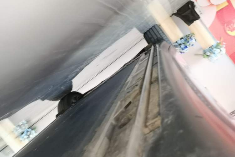 Used ONVO L60 2024 60 kWh Rear-Drive Version Right Side Sill
